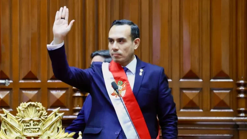 Jose Jeri, el presidente pajero anuncia creación del ministerio de la paja.